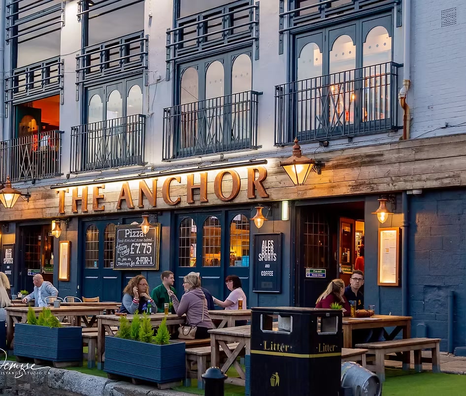 The Anchor sports bar at Rendezvous Weymouth — HD screens, pool, darts and harbour-side seating